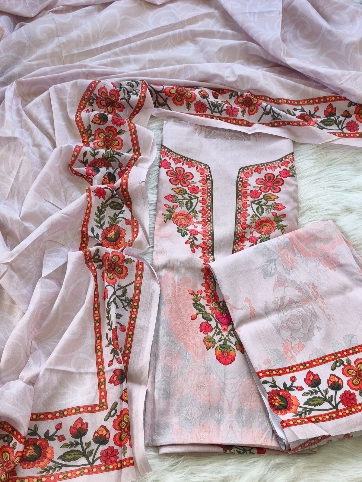 Karizma C Print Three Piece - Soft Pink Floral